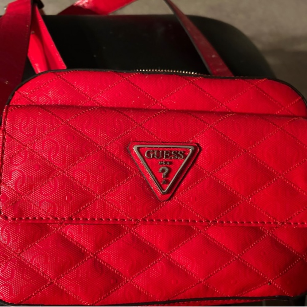 Red Guess cross body